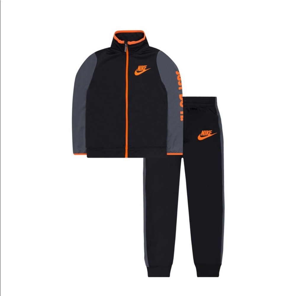 Boys Nike Track Suit